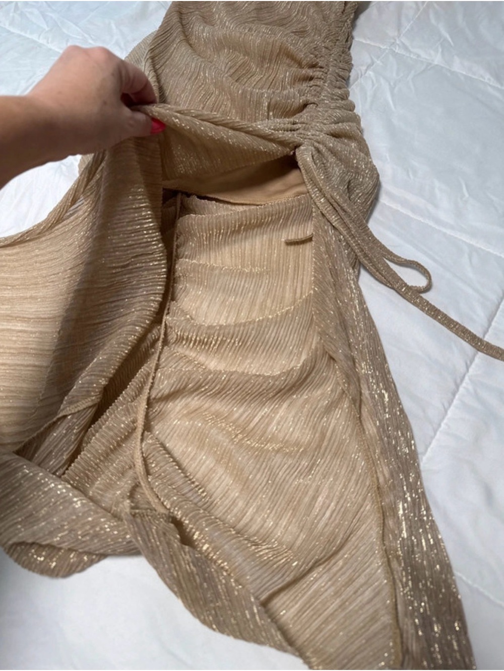 PrettyLittleThing Metallic Gold Ruched Slip Maxi Dress - Picture 3 of 8